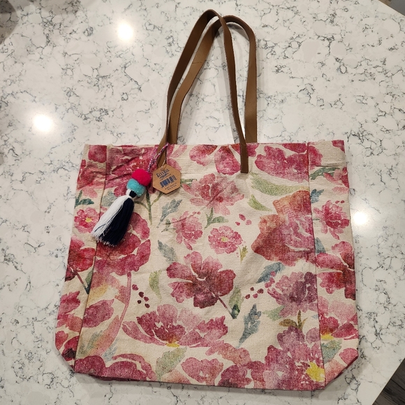 Eccolo Handbags - FLORAL FLIRTY POM POM CANVAS TOTE BAG WATERCOLOR ECCOLO NWT cream & pink